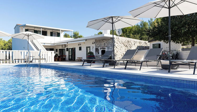 Photo 1 - House Natura - Retreat With Tennis Court and Pool