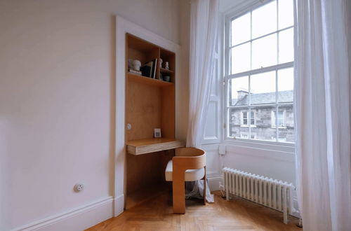 Photo 23 - Contemporary 1BD Flat W/view of Edinburgh Castle