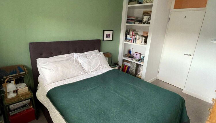 Photo 1 - Contemporary 1BD Flat W/balcony - Stoke Newington