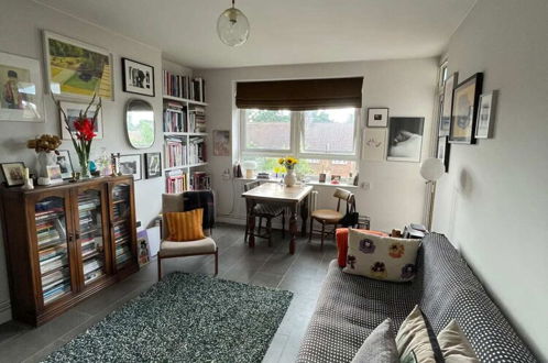 Foto 10 - Contemporary 1BD Flat W/balcony - Stoke Newington