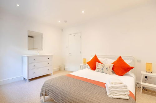 Photo 5 - Beautiful & Modern 3 Bedroom Flat - Pimlico