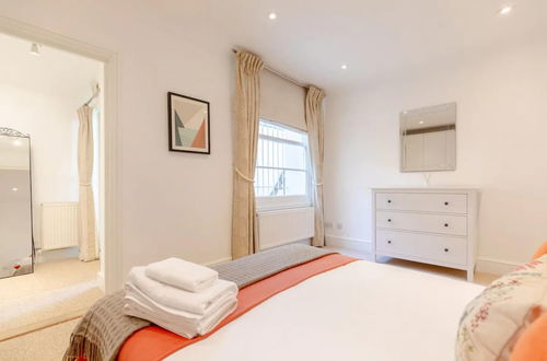 Photo 9 - Beautiful & Modern 3 Bedroom Flat - Pimlico