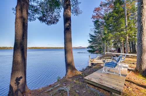 Foto 6 - Cozy Chemo Pond Cabin w/ Dock & Waterfront Views