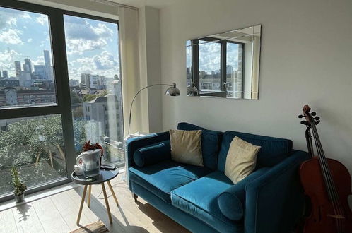 Photo 5 - Bright & Modern 1BD Flat - Limehouse