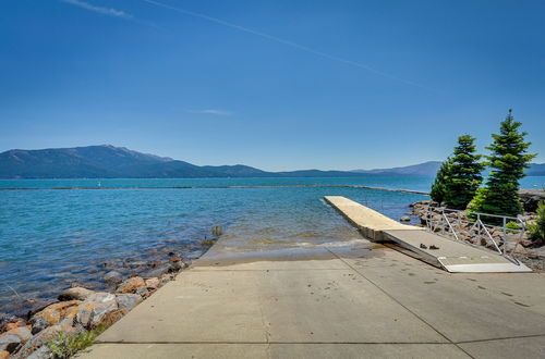 Foto 28 - Lake Almanor Cabin w/ Deck & Beach Access