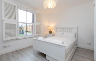 Photo 1 - Stunning 3 Bed House