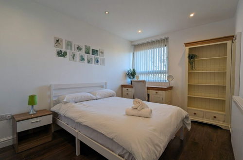 Foto 3 - Fantastic Central 2DB Apt in Hulme