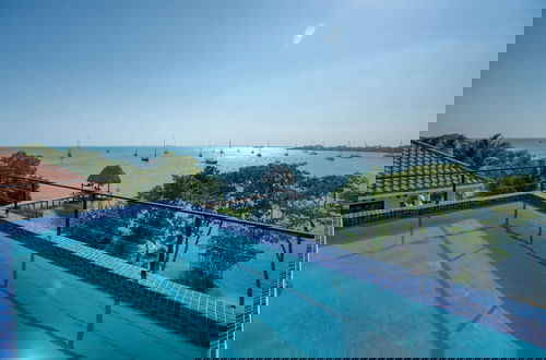 Foto 33 - NEW Oceanfront 5 Bedroom Private Island Villa