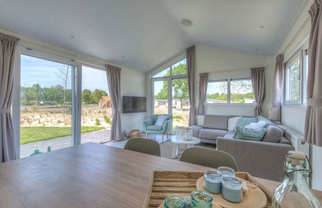Modern Chalet at 4.5 km. From Rockanje - Photo 6