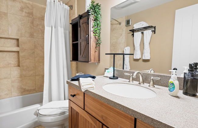 The Day Trip Inn - Photo 16