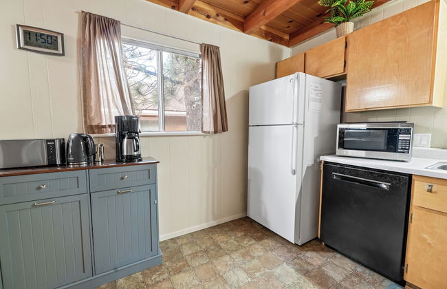 The Day Trip Inn - Photo 8