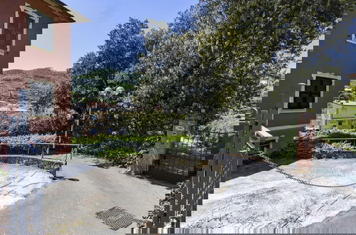 Foto 19 - Vintage Apartment With Garden by Wonderful Italy