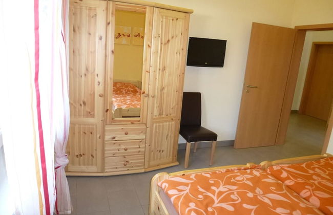 Relaxing Holiday Home in Willersdorf in the Forest - Foto 4