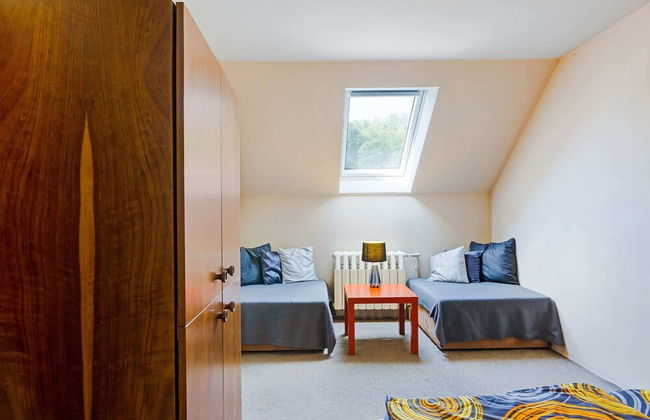Modern Holiday Home in Cerny Dul With Private Garden - Photo 17