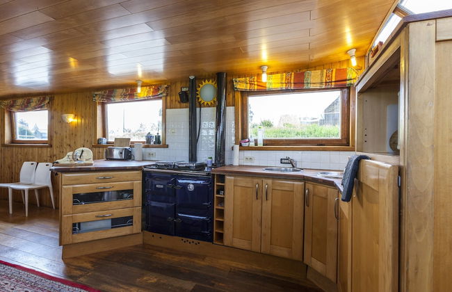 Cushy Boat in Merkem With Terrace - Foto 16