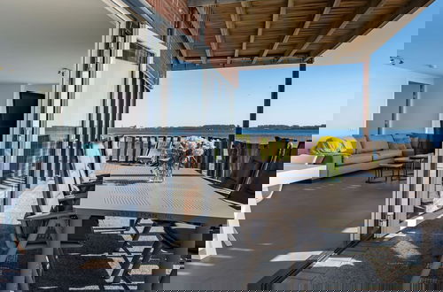 Photo 1 - Exclusive Apartment on the Ground Floor Directly Located on the Water