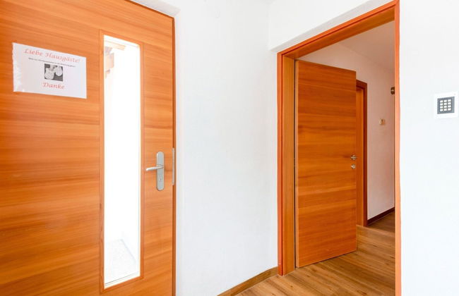 Inviting Holiday Apartment in Ladis With Balcony - Photo 1