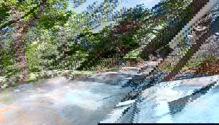 Foto 1 - Bear Claw Inn