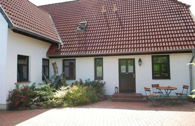 Apartment in Dargun With Pool & Barbecue - Foto 6