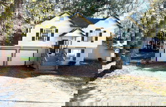 Photo 1 - 3 Bed Home 15 Minutes to Downtown Atlanta