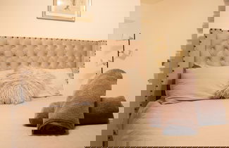 Foto 1 - Spacious 2 Bedroom in Woolwich, 15 Minutes to 02