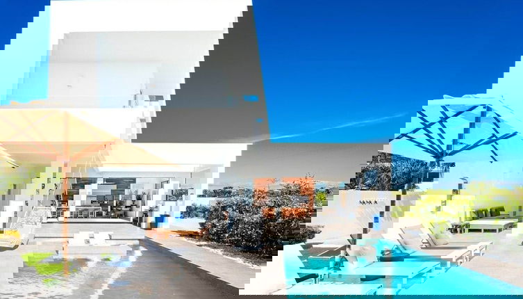 Foto 1 - Luxury 3bdr Villa, Oceanview, Hotel Amenities v4