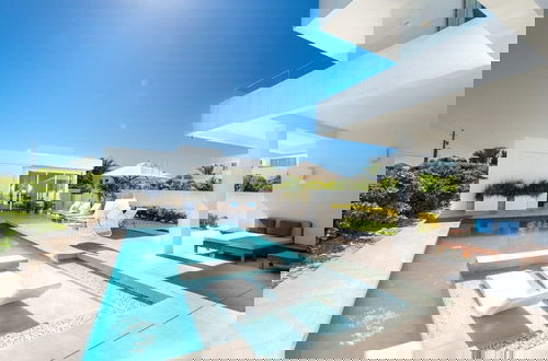 Foto 9 - Luxury 3bdr Villa, Oceanview, Hotel Amenities v4