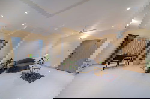 Foto 17 - Mcity Elite Suites