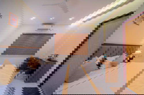 Foto 6 - Mcity Elite Suites