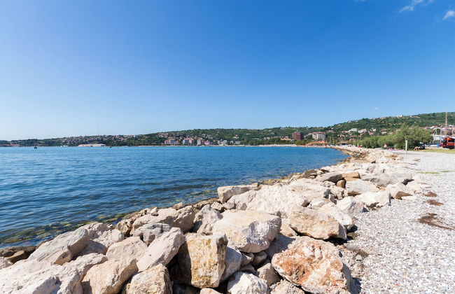Premium Sea Side Marina Apartment 310 - Photo 34