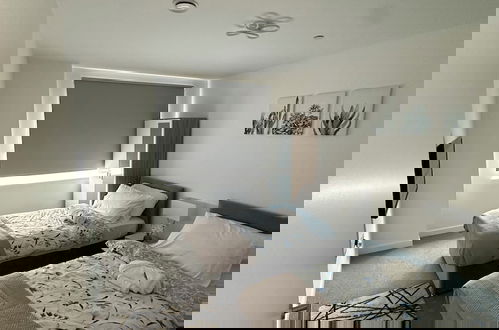 Foto 3 - Skyview Elegance Luxury Top-floor Retreat