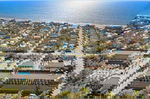 Photo 35 - Red Fish Blue Mountain by Avantstay Private Beach + Gulf View