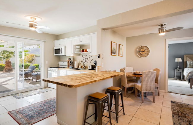 Movie Colony Oasis - Peaceful Walk to Downtown - Foto 45