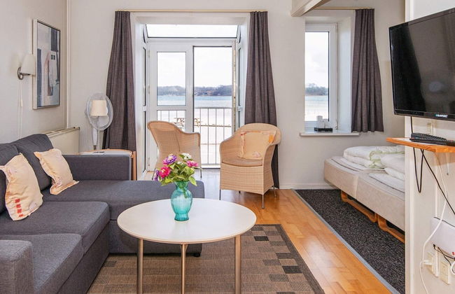 4 Person Holiday Home on a Holiday Park in Hejls - Foto 3
