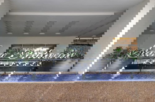Photo 8 - Makati Bliss Apartment - Cozy Urban Retreat