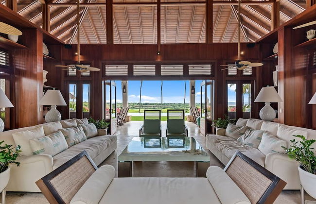 Magnificent Eight Bedroom Holiday Home - Foto 8