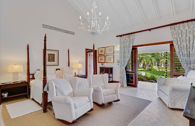 Magnificent Eight Bedroom Holiday Home - Foto 22