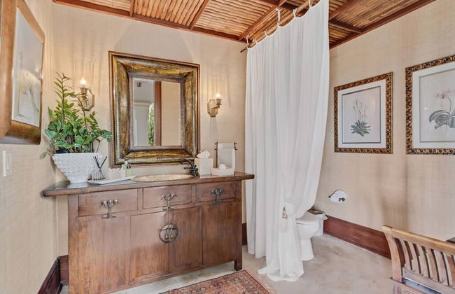 Magnificent Eight Bedroom Holiday Home - Foto 46