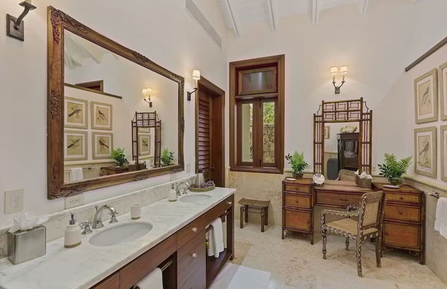 Magnificent Eight Bedroom Holiday Home - Foto 23