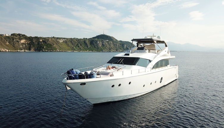 Foto 1 - Italy Luxury Yacht Charter