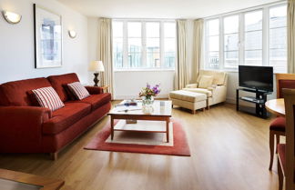 Photo 2 - Marlin Apartments London City - Queen Street