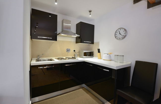 Ibernesi 1 Apartment - Photo 16