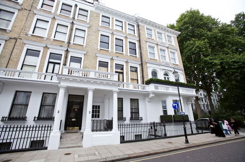 Photo 17 - A Place Like Home - Two Bedroom Apartment in Knightsbridge