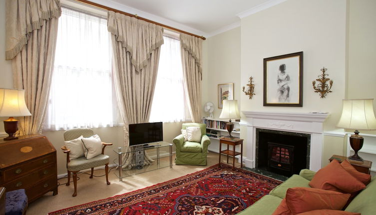 Foto 1 - A Place Like Home - Two Bedroom Apartment in Knightsbridge