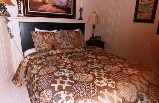 Redwood Commons - Photo 3