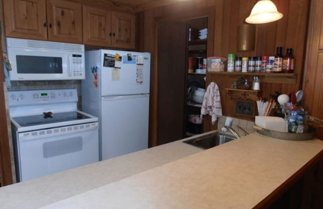 Redwood Commons - Photo 17