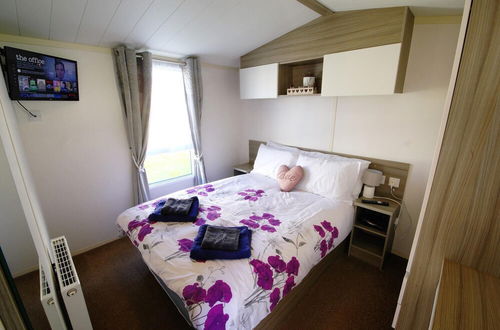 Foto 3 - Lovely 2-bed Static Caravan in Rhyl