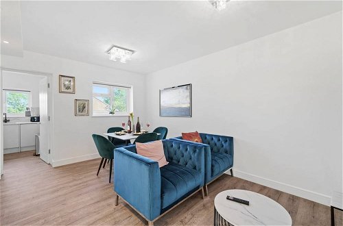 Foto 15 - Gorgeous 3 Bedroom Duplex Apartment in West London