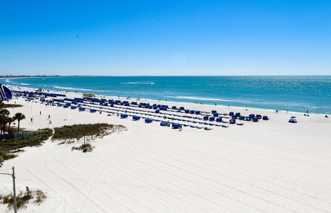 Coral Reef Beach Resort - Foto 25