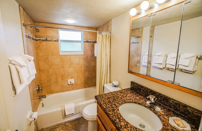 Coral Reef Beach Resort - Foto 14